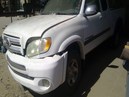 2004 TOYOTA TUNDRA, WHITE, EXTD CAB, 4.7L, AT, 4WD.  Z26444